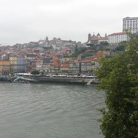 Διαμέρισμα E River Views - 3 Suites