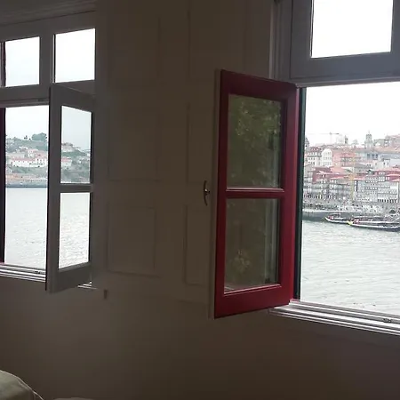 Διαμέρισμα E River Views - 3 Suites *